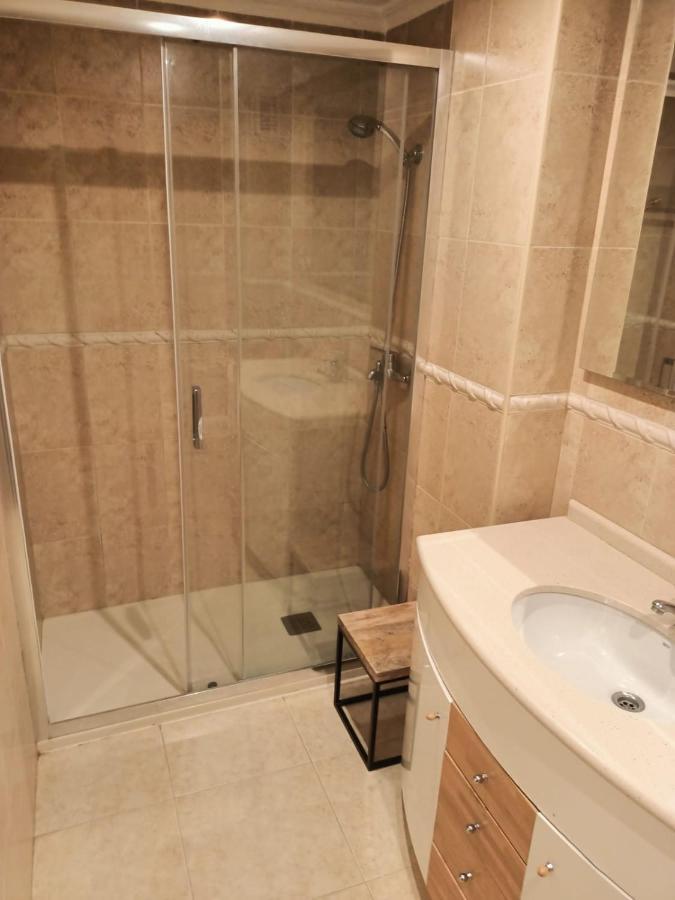 Private Room In A Shared Flat In Castellon 卡斯特利翁-德拉普拉纳 外观 照片