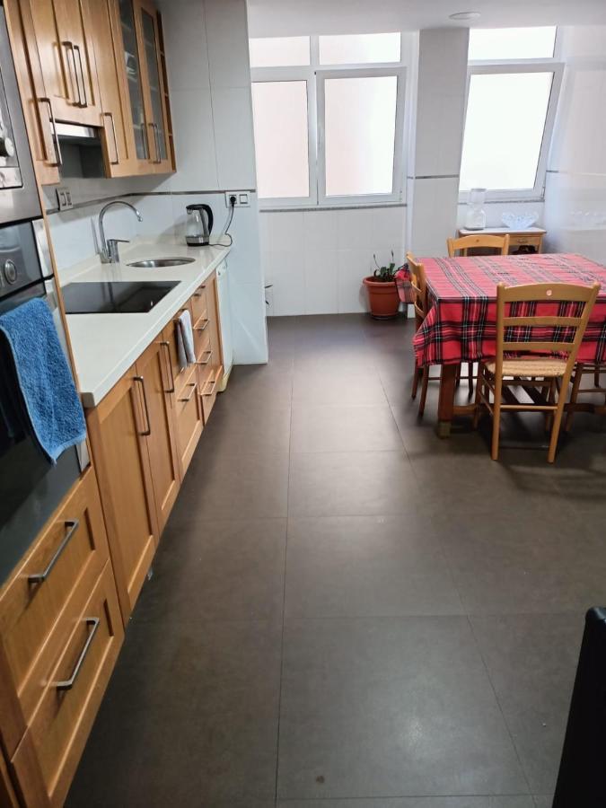 Private Room In A Shared Flat In Castellon 卡斯特利翁-德拉普拉纳 外观 照片